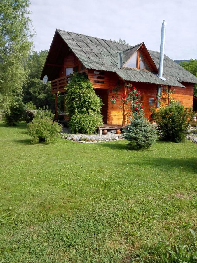 The Wooden House Villa Moldoveneşti Eksteriør bilde