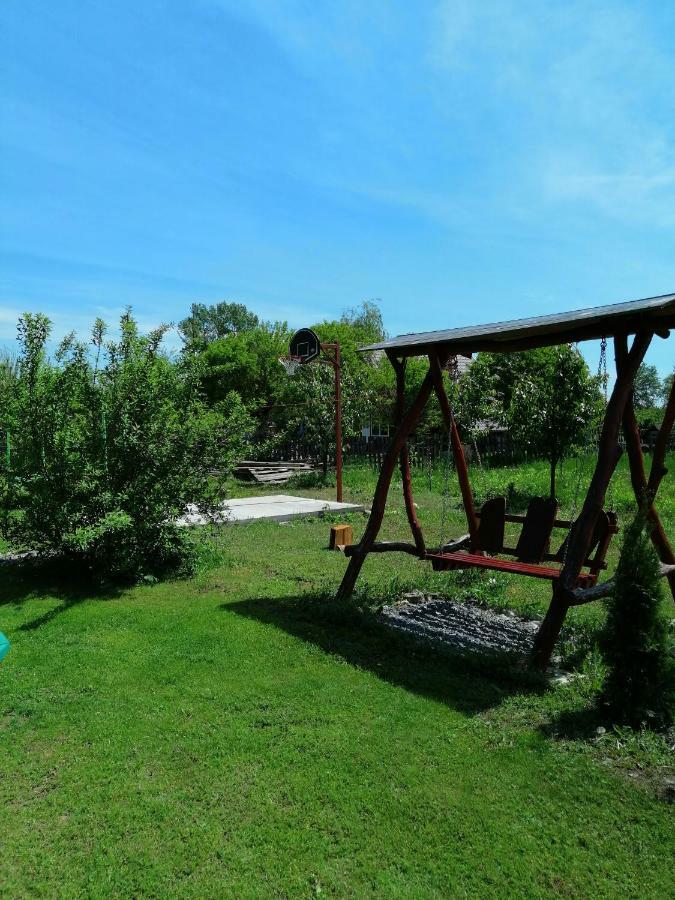 The Wooden House Villa Moldoveneşti Eksteriør bilde